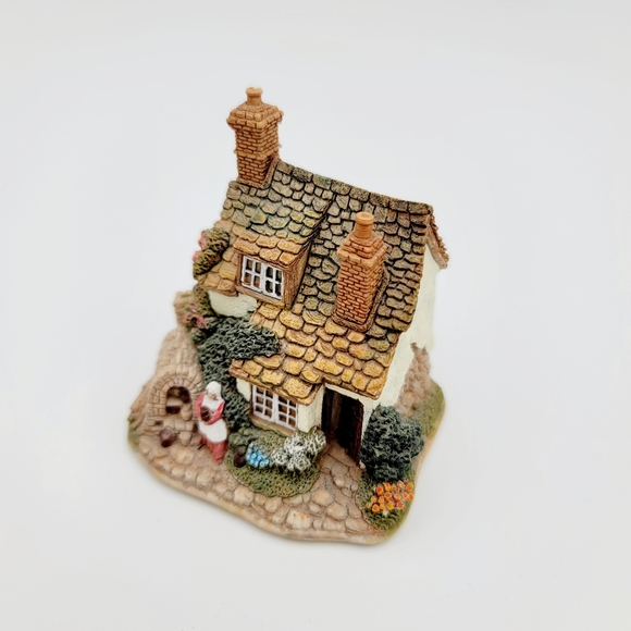 Lilliput Lane | Kiln Cottage | Collectors' Club - Picture 8 of 8